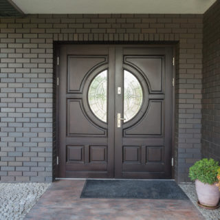 Replacement door